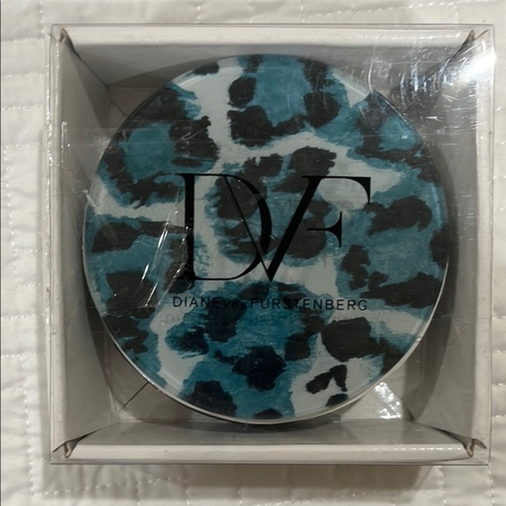 DIANE VON FURSTENBERG :: COASTERS